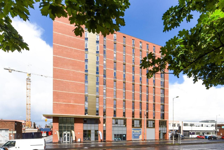 Exterior & Views 1, Great Patrick Street in Belfast, Belfast