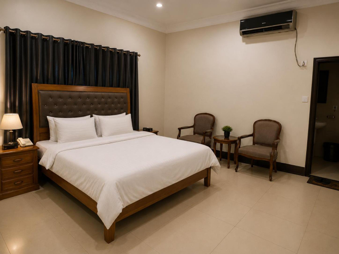 Bedroom 4, Hotel Inn, Karachi