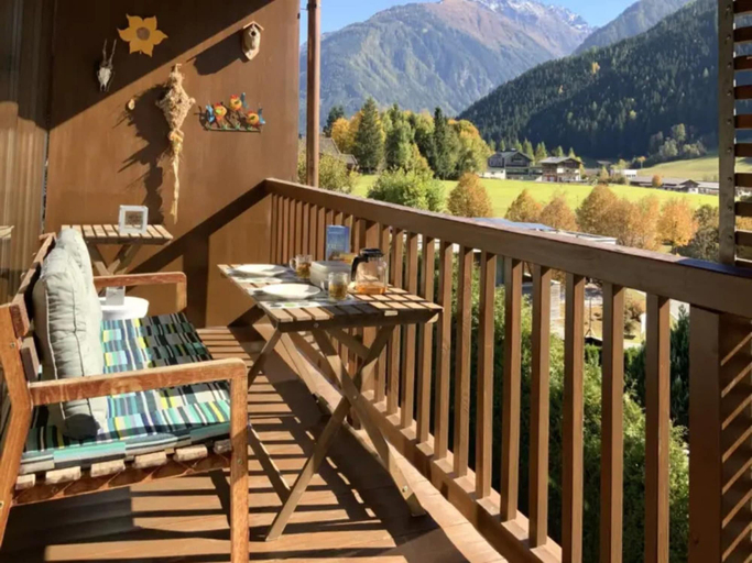 Balcony 3, Inviting Chalet in Wald im Pinzgau, Zell am See