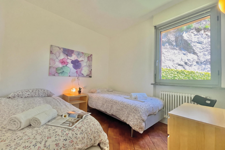 Bedroom 3, Gaeta 'lake View', Como