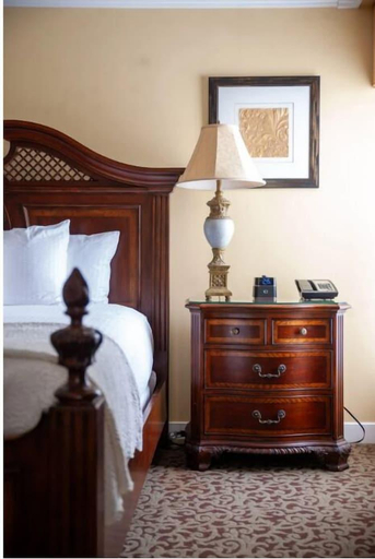Bedroom 2, The Blennerhassett Hotel, Wood