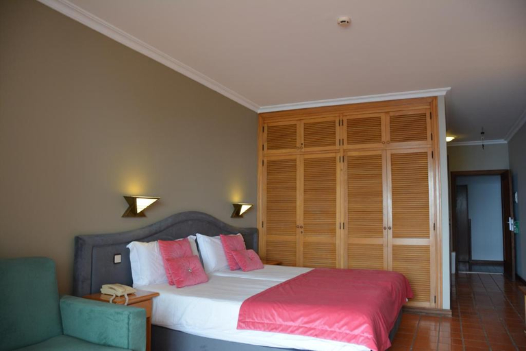 Bedroom 3, Hotel Jardim Atlantico, Calheta