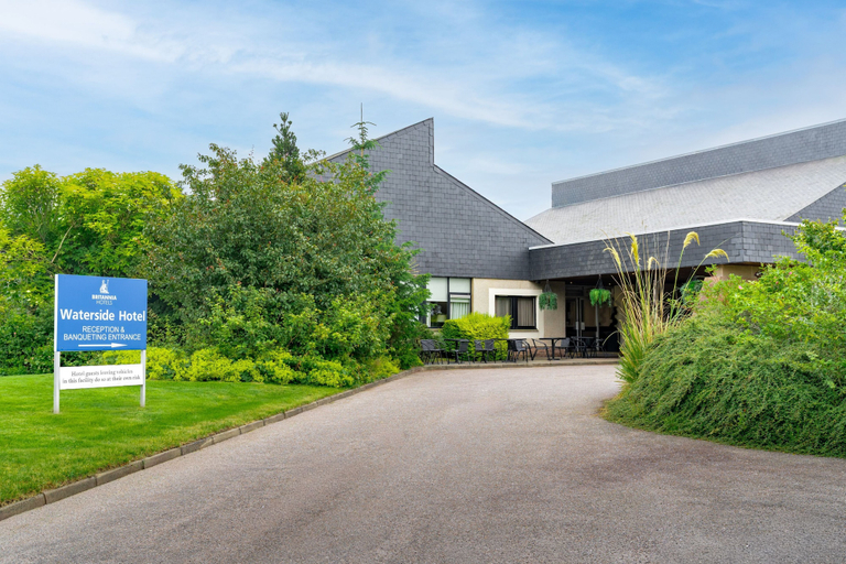 Exterior & Views 2, The Waterside Hotel, Aberdeenshire