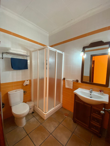 Bathroom 5, Hostal Rural Las Lomas, Huelva