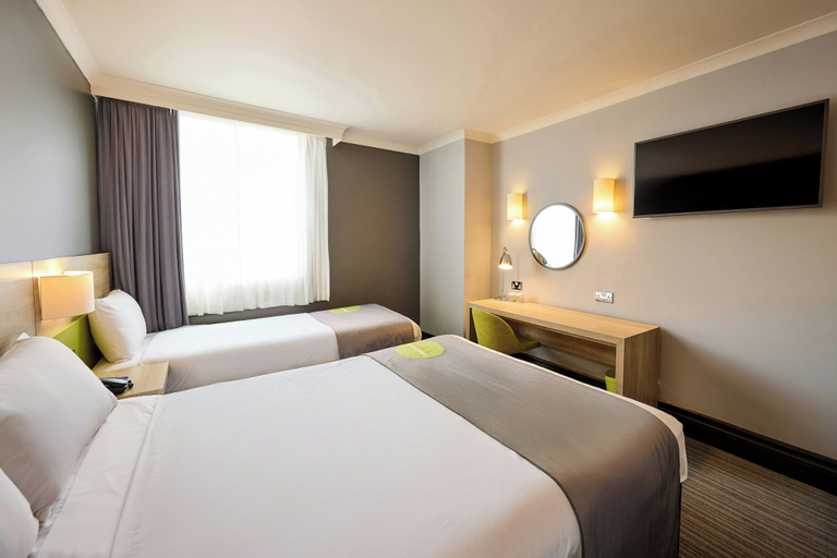Bedroom 5, Thistle Express London Luton, Luton