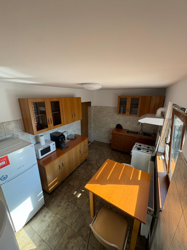 Others 4, Casa Diana, Curtea De Arges
