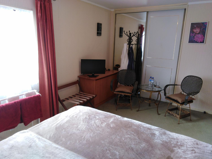 Bedroom 2, Applaud BnB, Franklin