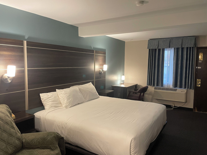 Bedroom 2, Landmark Inn, Kansas City
