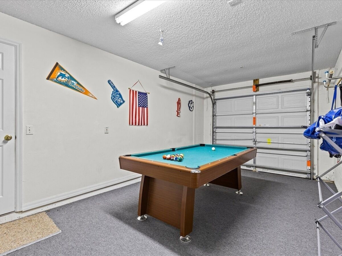 Game room 2, 3bd Villa With Private Pool & Golf Walmart 2 Min 3 Bedroom Home, Polk