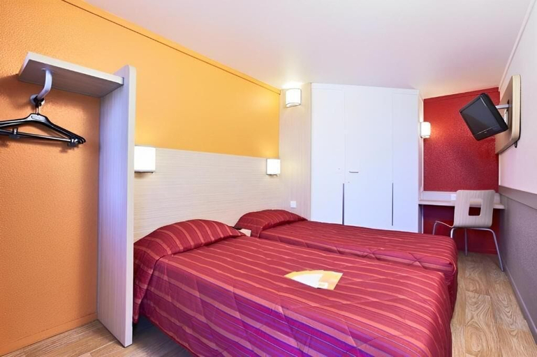 Bedroom 3, FASTHOTEL, Nord