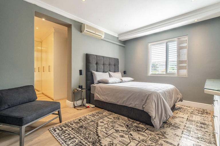 Bedroom 3, 3 Story Luxury Villa on OceanView Drive, CapeTown, City of Cape Town