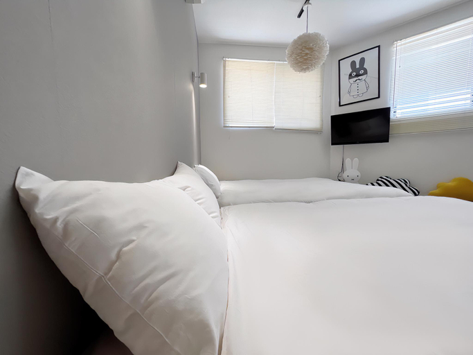 Bedroom 2, 下寺 Namba House, Osaka