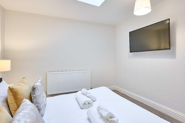 Bedroom 2, Host & Stay | Albert House, Dorset