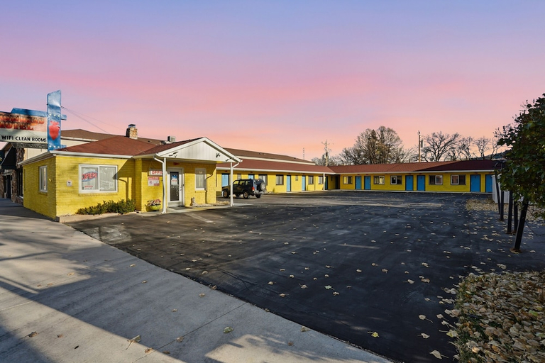 Exterior & Views, Arrowhead Motel, Crook