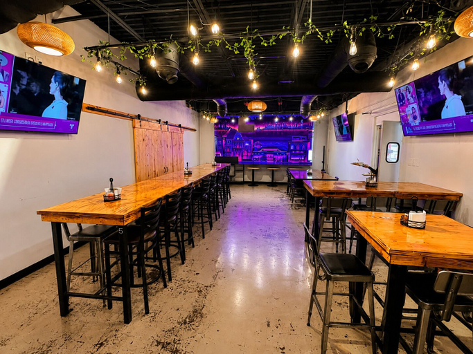 Food & Drinks 5, Ramada by Wyndham Austin South, Travis