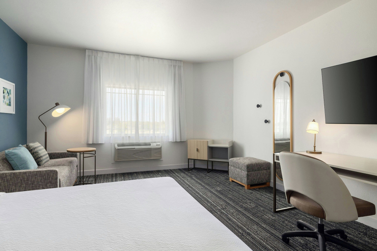 Bedroom 3, TownePlace Suites by Marriott Minot, Ward