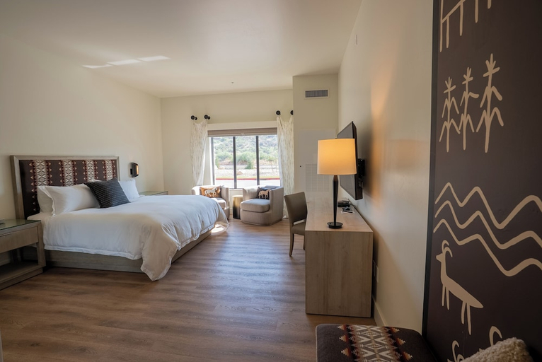 Bedroom 2, Taawaki Inn - Cottonwood., Yavapai