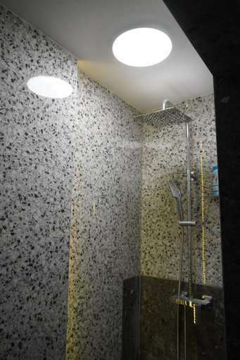 Bathroom 3, Apartments Guinness, Sarajevo