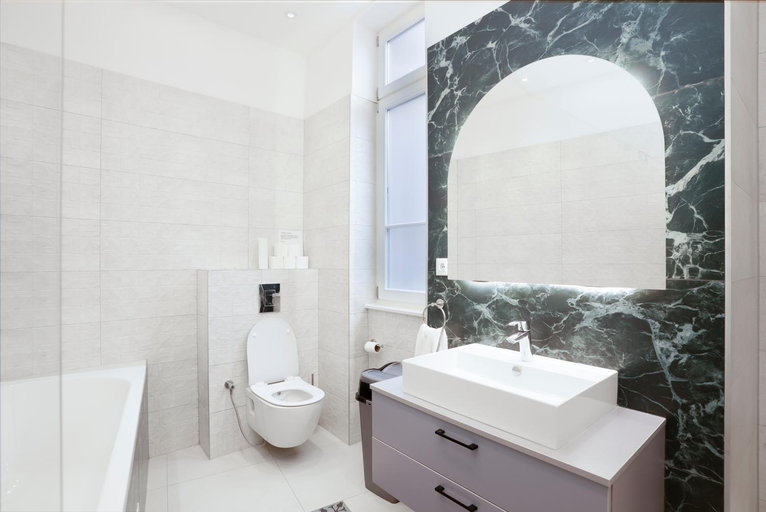 Bathroom 4, Sarajevo History Apartments - Authentic Heritage Stay, Sarajevo
