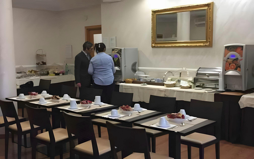 Food & Drinks 5, Hotel Euro House Suites, Rome