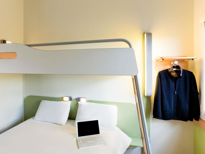 Bedroom 3, Ibis Budget Givet, Ardennes