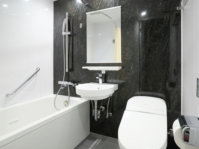 Bathroom 5, HOTEL GEOMETIQ Osaka Umeda, an Ascend Collection Hotel, Osaka