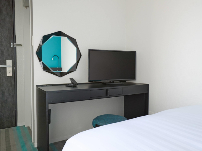 Bedroom 4, HOTEL GEOMETIQ Osaka Umeda, an Ascend Collection Hotel, Osaka