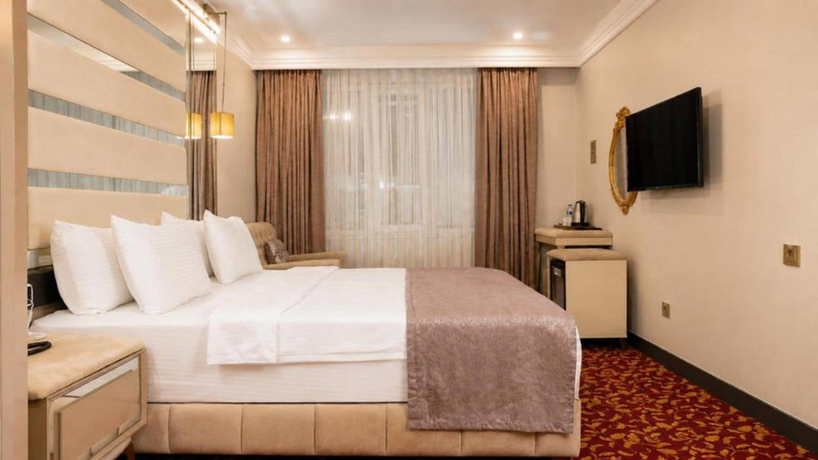 Bedroom 3, Elite World Nest Van, Merkez