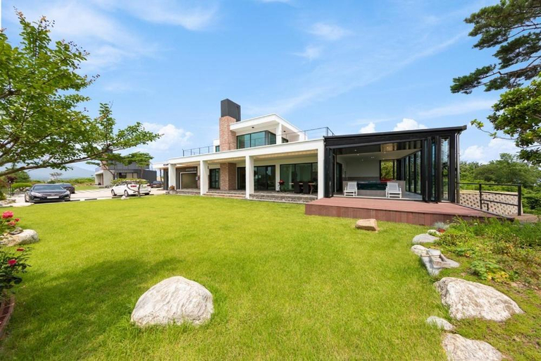 Exterior & Views 1, Goseong Magnolia Poolvilla, Goseong