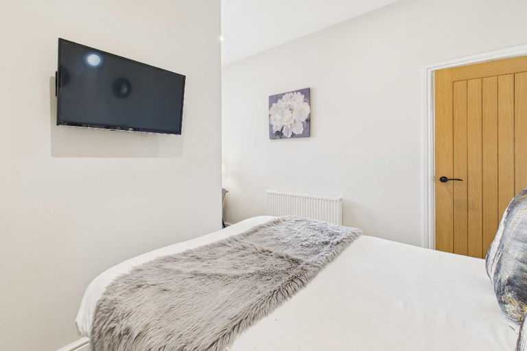 2, Host & Stay | Jomor House, Durham