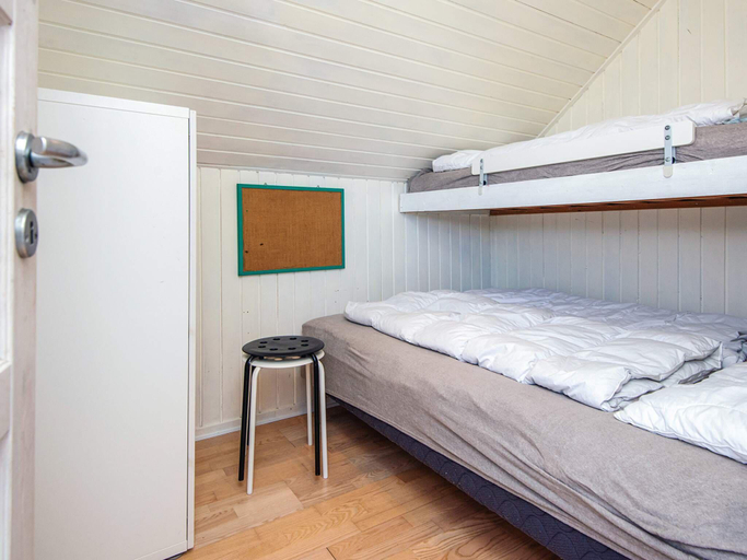 Bedroom 2, 6 person holiday home in Harboøre, Lemvig