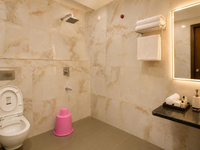 Bathroom 4, MOON NIGHT GUEST HOUSE, Jodhpur
