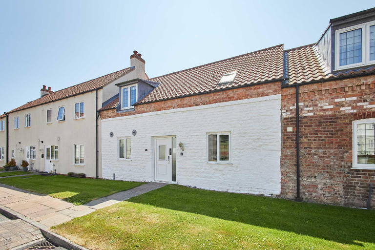 2, Host & Stay | Easton Meadows Holiday Cottage, East Riding of Yorkshire
