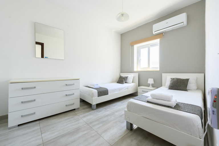 Bedroom 3, F5 Room 2, Private Room two single beds shared bathroom in shared Flat