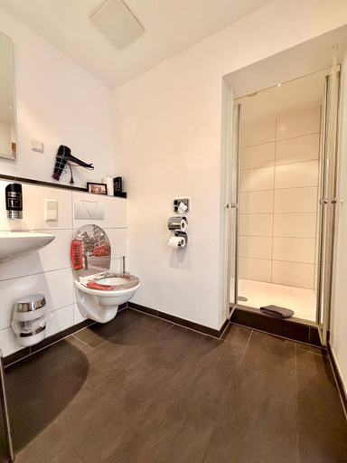 Bathroom 3, Schnutgenhof Ubernachtung am Biggesee, Olpe