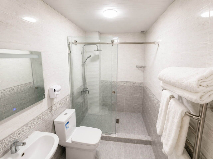 Bathroom 5, HUMO PLAZA HOTEL, Farg'ona