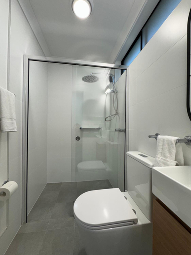 Bathroom, Goldfields Motel, Blayney