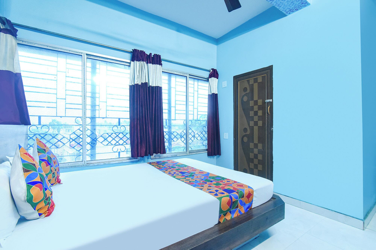 Room 4, Fabhotel Galaxy Stay Home, North 24 Parganas
