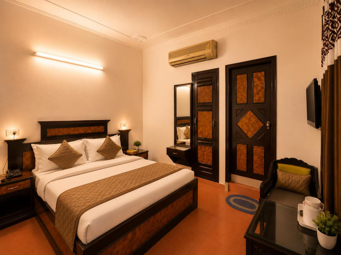 Bedroom 2, Hotel Arina, Chandigarh