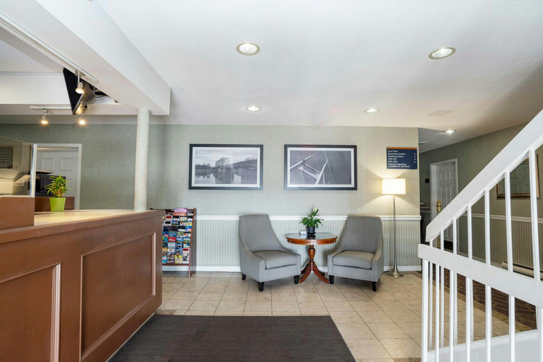 Public Area 2, Sandman Inn Kamloops, Thompson-Nicola