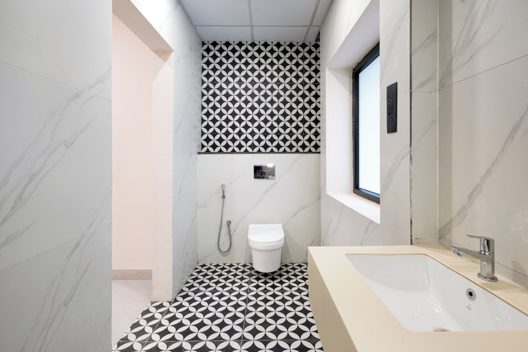 Bathroom 4, Monday Hotels & Suites Madhapur, Hyderabad