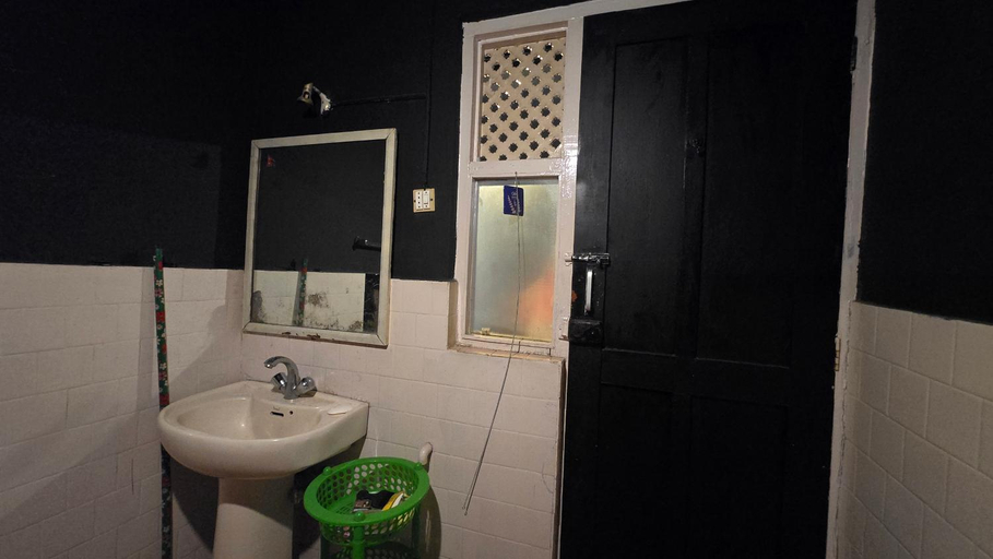 Bathroom 5, Himal Home, Bagmati
