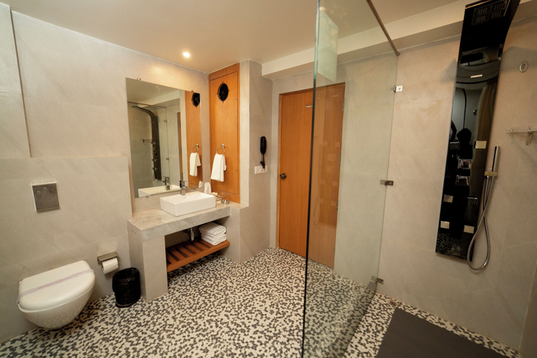 Bathroom 5, Abhyagama Hotel, Purba Medinipur