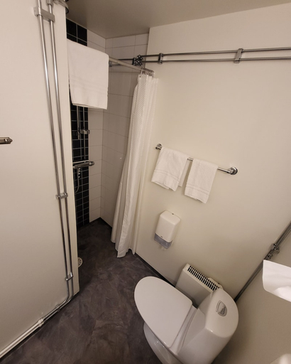 Bathroom 5, Hotel Emma, Östersund