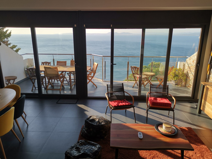 Room 3, Joan Margarit 24 With 4 Bedrooms and 3 Bathrooms, Girona