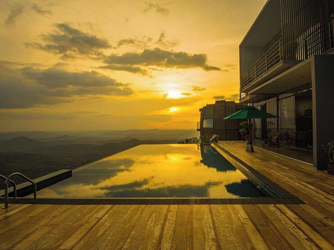Pool 2, Green Acres Leisure Resort, Hatharaliyadda