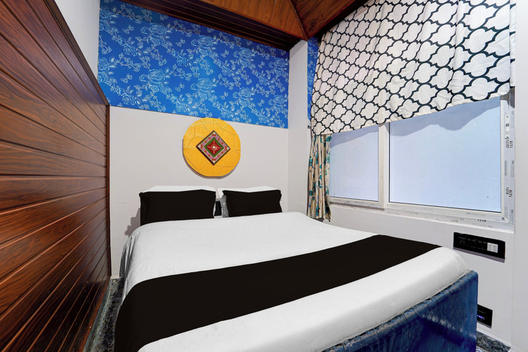 Room 2, Collection O Murugan Temple Ooty, The Nilgiris