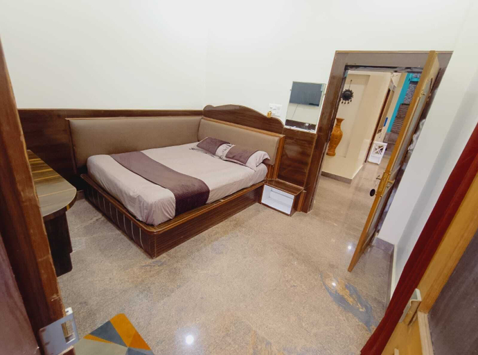 Room 4, SAFFRON BY MANGO TREE, Ujjain