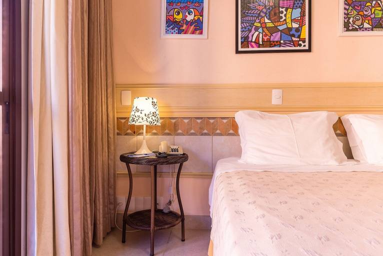 Room 4, Studio in a Luxurious Resort on the Beach Jbv214, Florianopolis