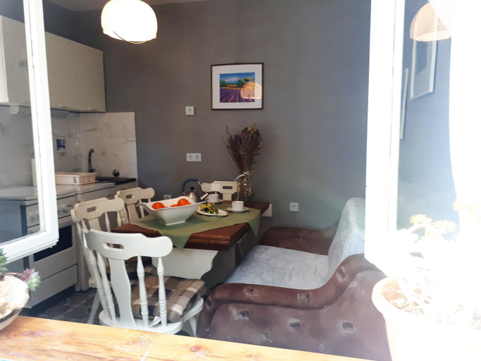 2, Marty Apartment, Rogoznica